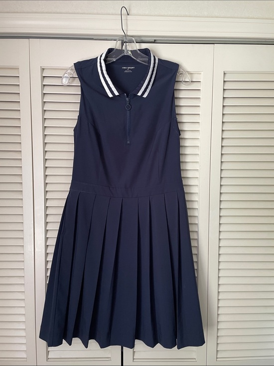 Tory Sport Dresses & Skirts - Tory Sport pleated golf athletic dress Navy Sz L white stripe collar front zip
